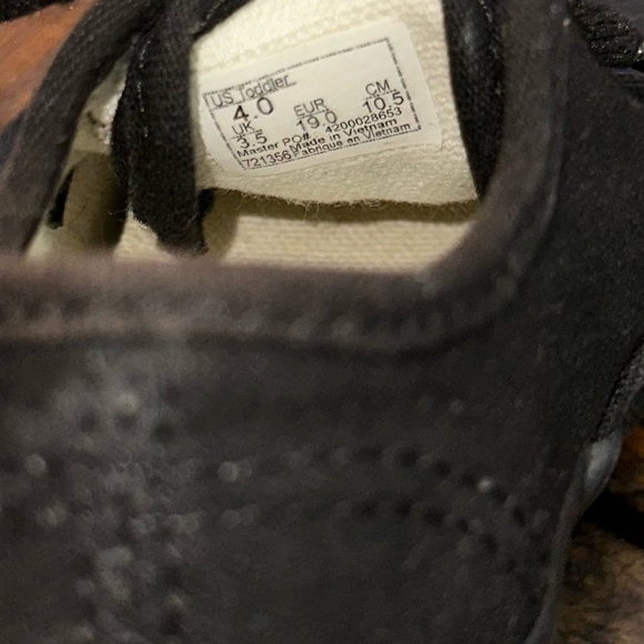 Vans Unisex Child Classic Old Skool V Core Every Day Sneakers in Black Sz 4 - Picture 7 of 7